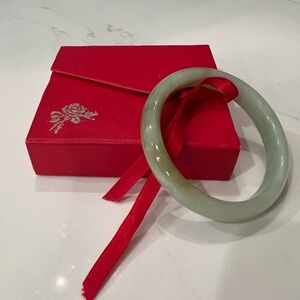 Jade  Bangle Bracelet Color Green Size 2 ,5 inch.